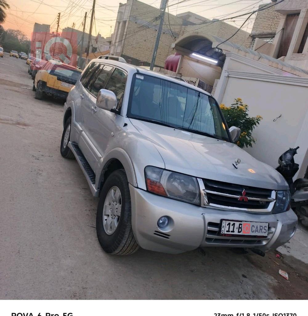 ميتسوبيشي باجيرو